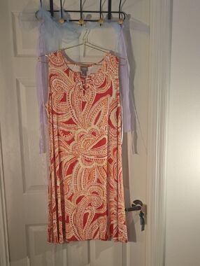 Chico's Sleeveless Lace-Up Paisley Shift Dress in Vibrant Orange and Pink